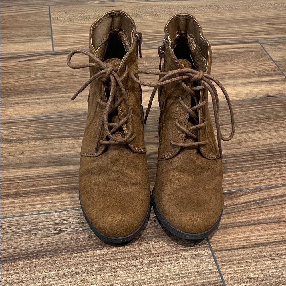 American Rag Light Brown Lace-Up Ankle Boots